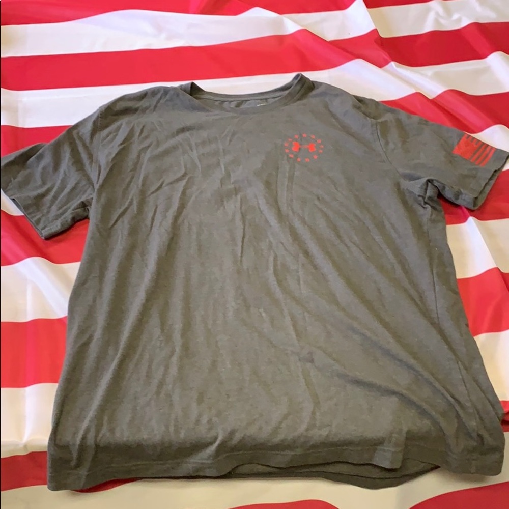 Under armor T